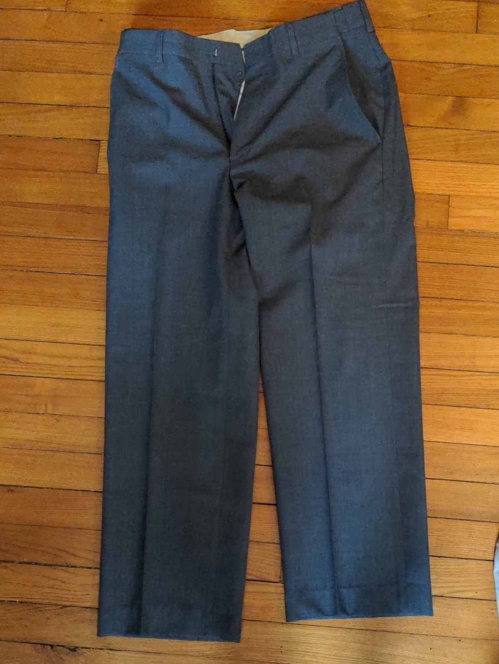 Orvis Men's Dress Pants in Dark Gray